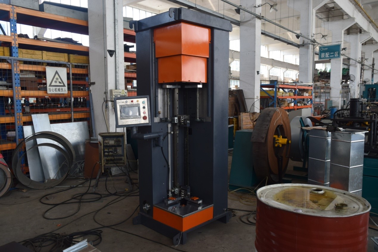 Duct linking machine 